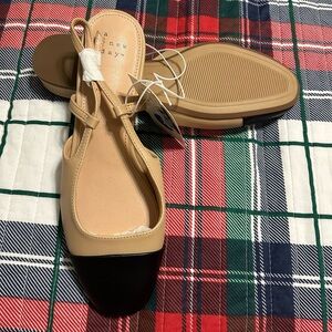 A New Day Women's Tan and Black Flats Maxine Sz 7 NWT